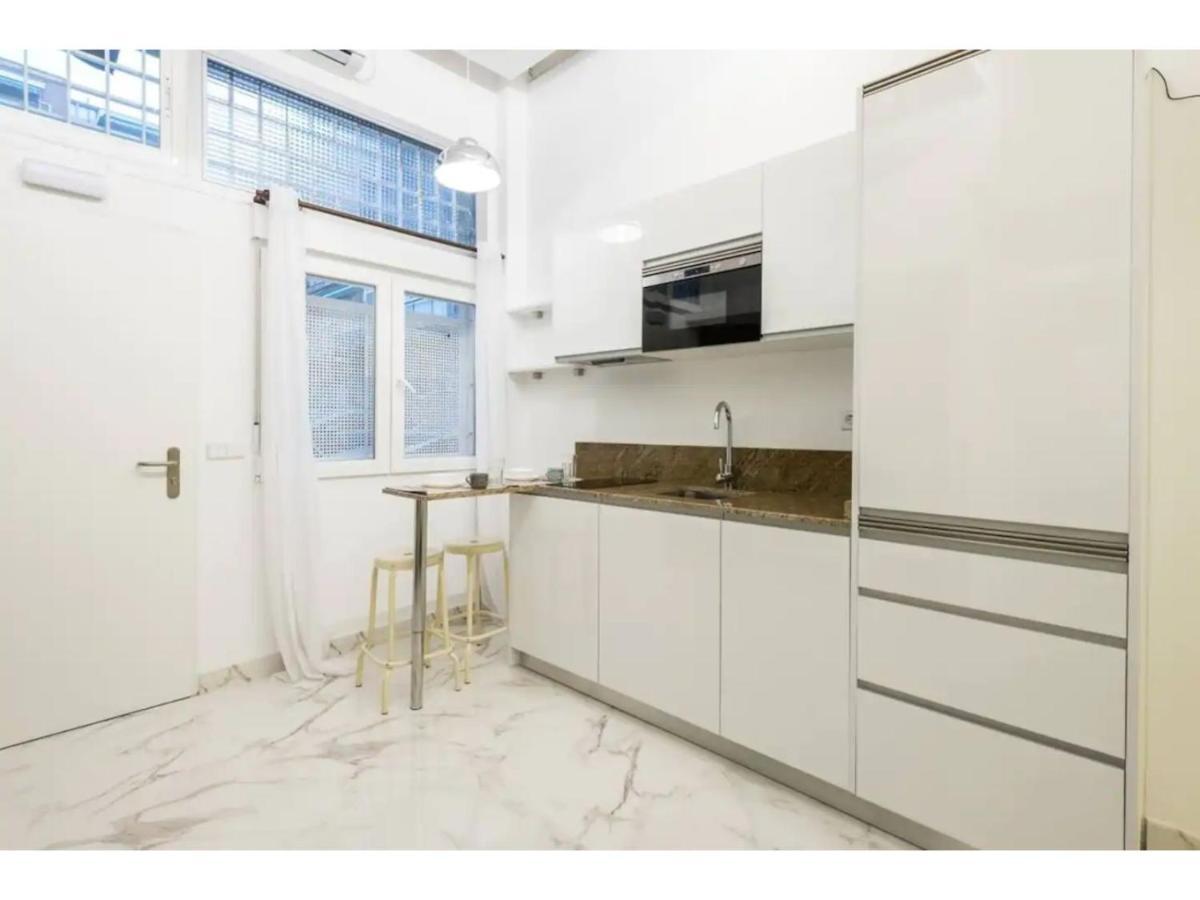 Little Cozy Loft Madrid Free Street Parking Wifi Barbadillo Bis Apartment ภายนอก รูปภาพ